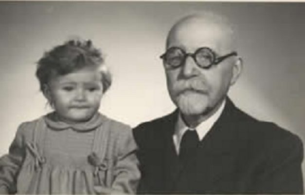 Jakob Pazeller mit Enkel